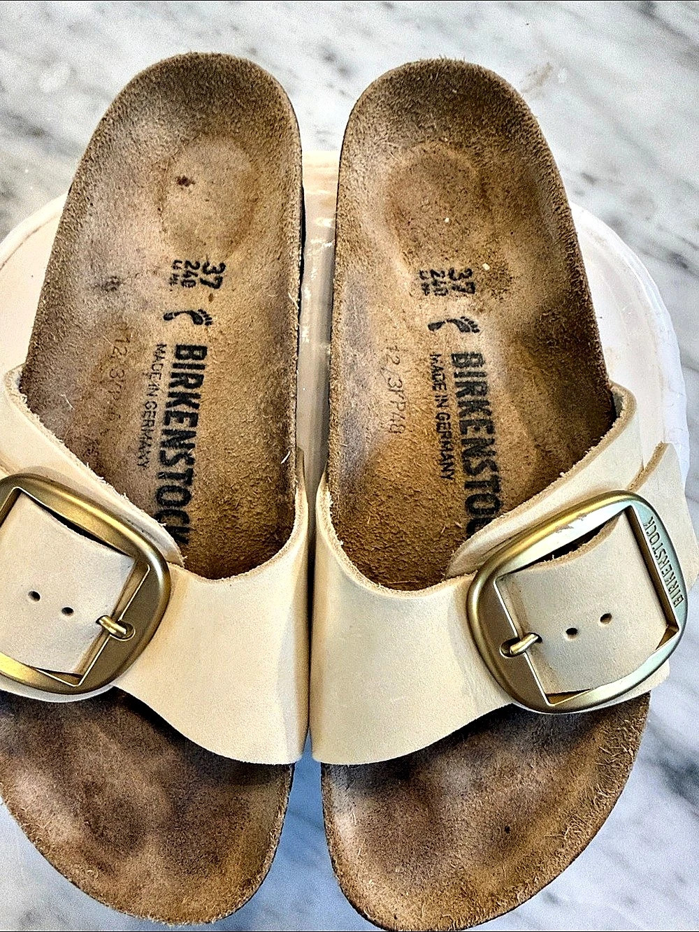 Birkenstock Madrid Big Buckle Two-Strap Sandals EU 37 Cream